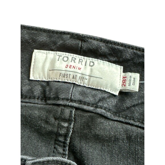 Torrid Black Denim Stretch Jeggings Size 28T Ankle Cropped Plus Size Black Jeans - Picture 3 of 11